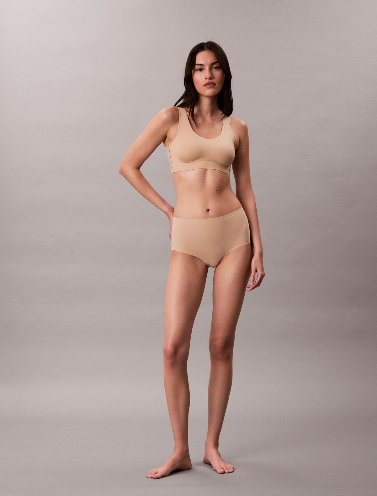 Invisibles Gel Wire Lightly Lined Bralette - Calvin Klein Underwear