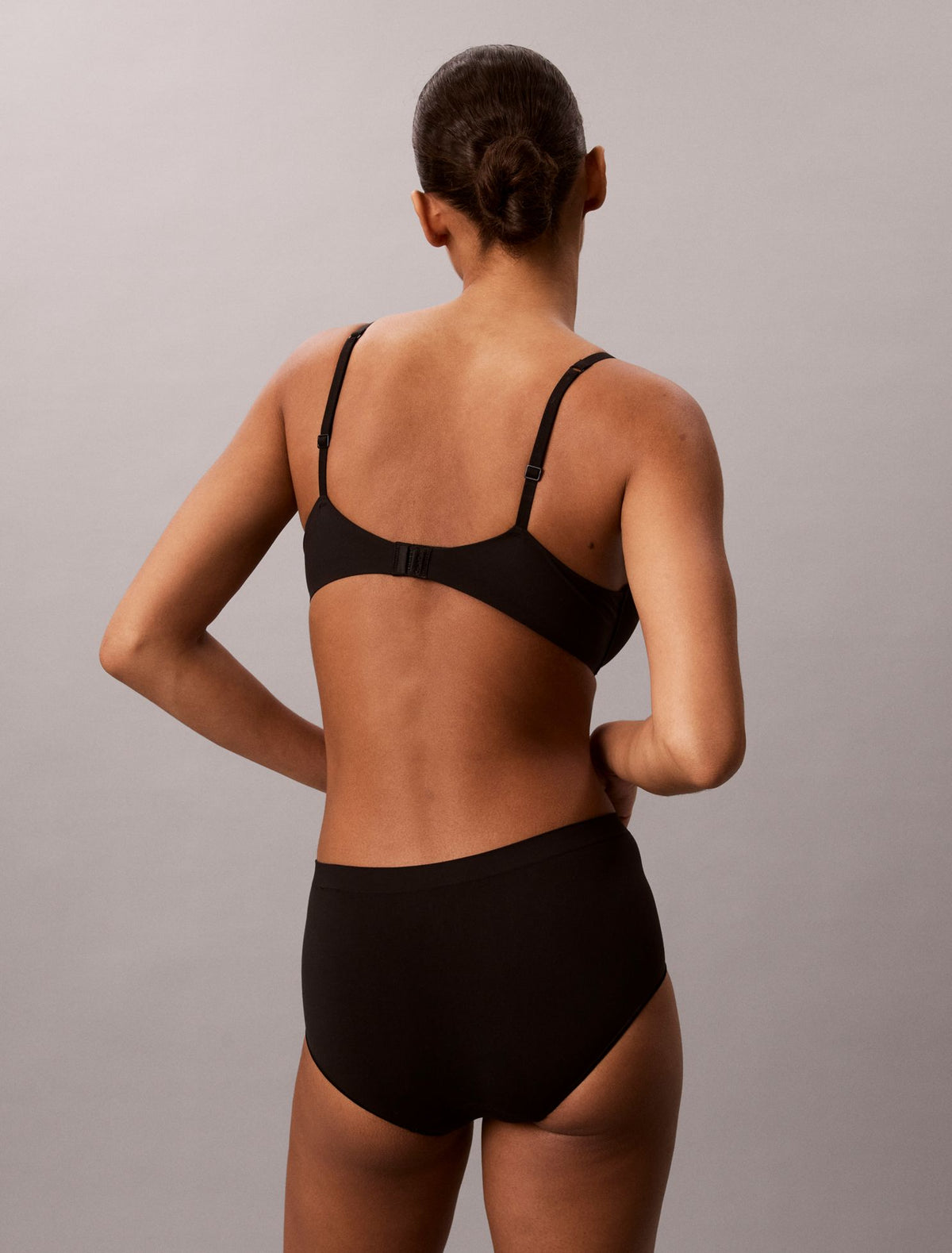 Bonded Flex Seamless 5-Pack Boyshort - Calvin Klein Underwear