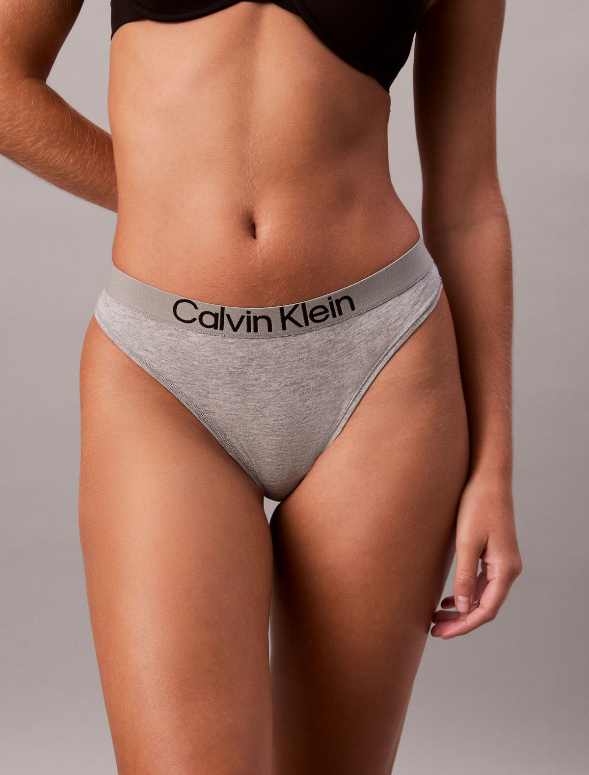 Maximum Cotton Thong - Calvin Klein Underwear