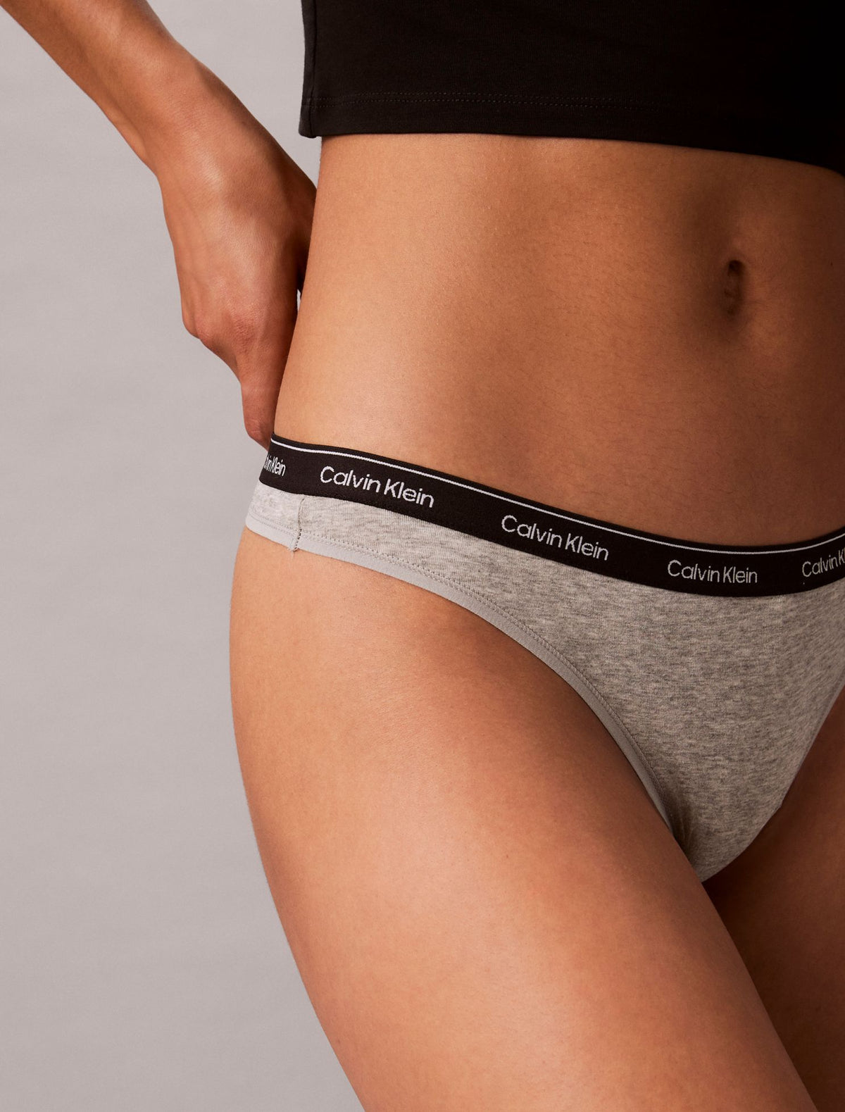 Icon Logo 7-Pack Thong - Calvin Klein Underwear