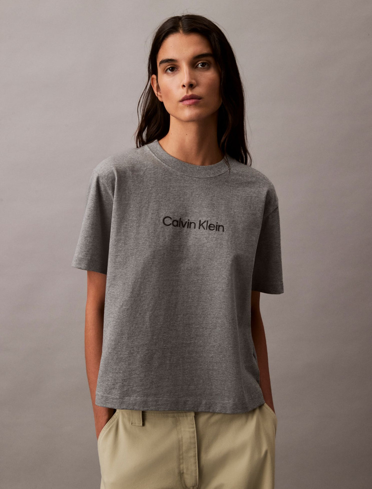 Standard Logo Boxy Fit Crewneck T-Shirt - Calvin Klein Women