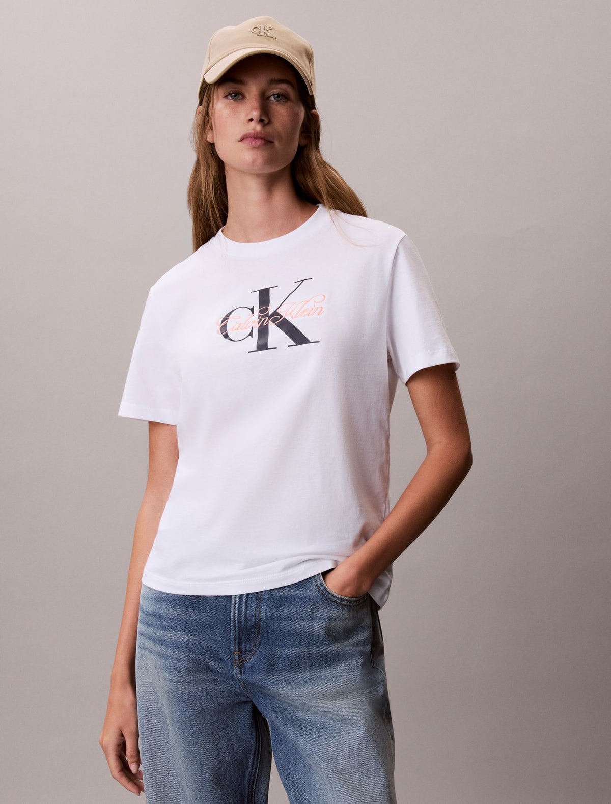 Script Monologo Graphic Classic T-Shirt - Calvin Klein Women